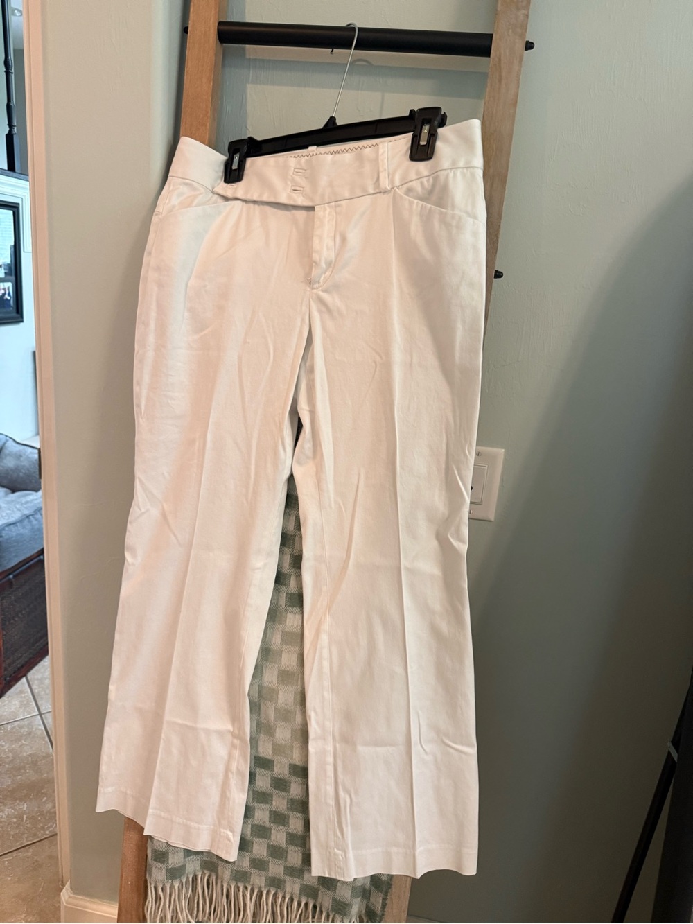 Banana Republic Jackson Fit White Stretch Pants Size 10S